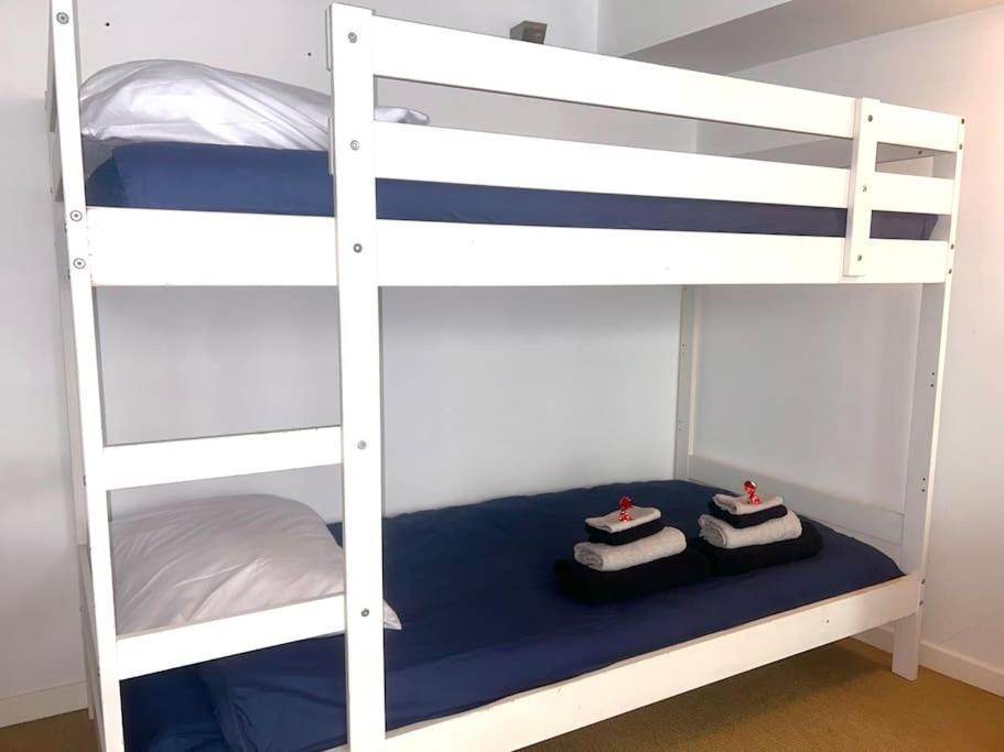 Down Town Spacious Duplex With Private Parking & Game Room Brussels Ngoại thất bức ảnh